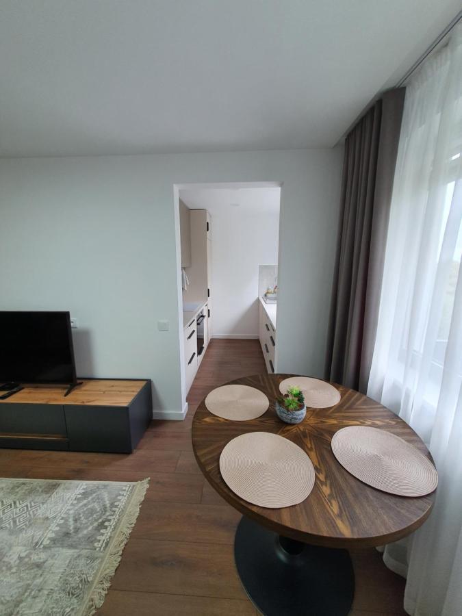 Talsa 1-Bedroom Apartment In City Center Siauliai Zewnętrze zdjęcie