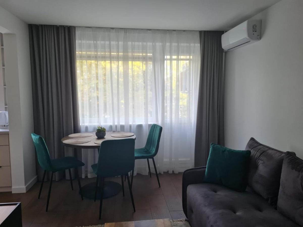 Talsa 1-Bedroom Apartment In City Center Siauliai Zewnętrze zdjęcie